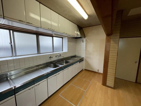 townhouse 下本多町六番丁