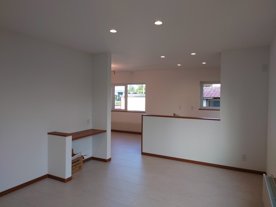 detached 鶴居南４丁目