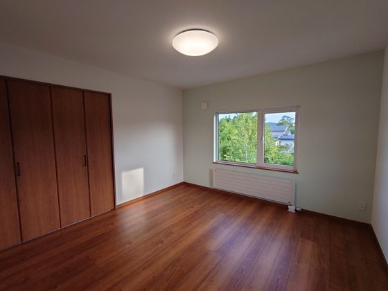 detached 鶴居南４丁目