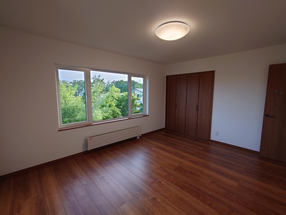 detached 鶴居南４丁目