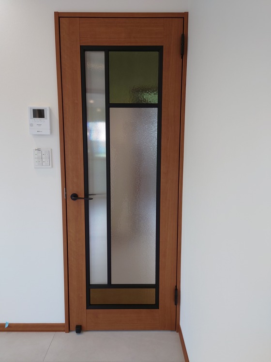 detached 鶴居南４丁目