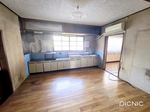 detached 芳井町吉井