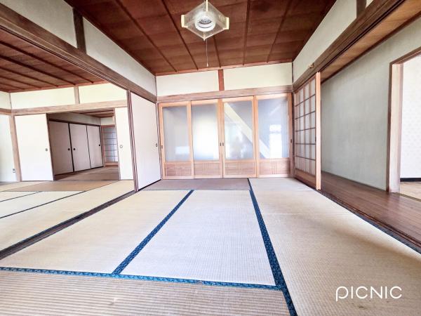 detached 芳井町吉井