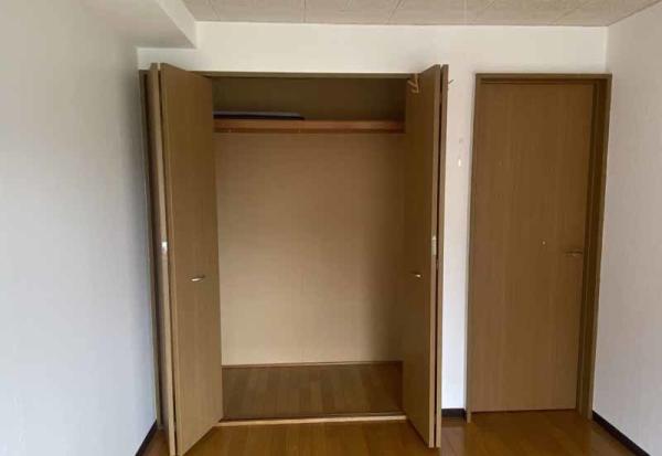 apartment 静内末広町