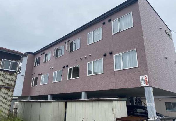 apartment 静内末広町