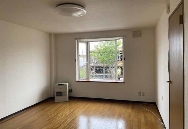 apartment 静内末広町