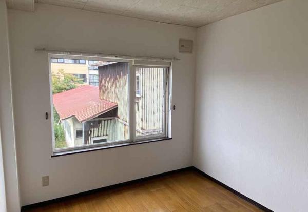apartment 静内末広町