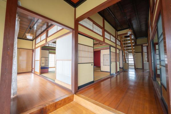 detached 氷見市脇方