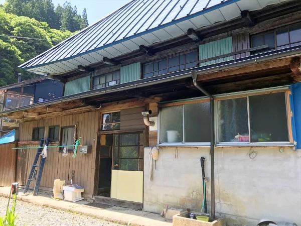 Cheap house in Nagano Ken, Japan.