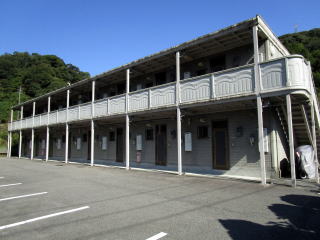 apartment 三隅町向野田