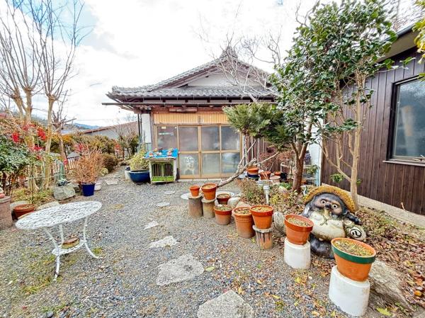detached 信楽町江田