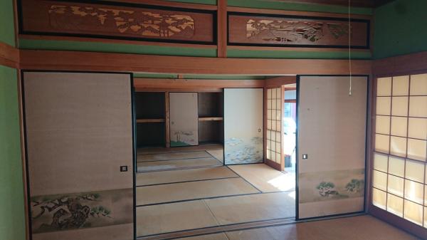 detached 信楽町