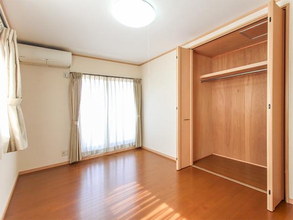 detached 正木町新井