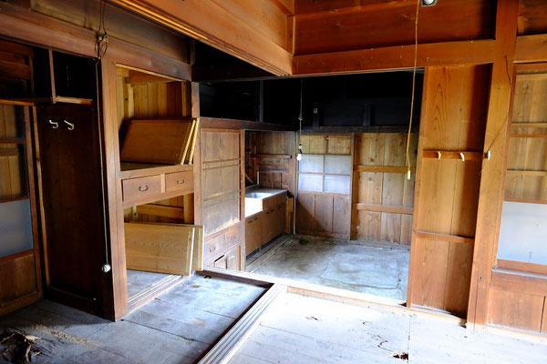 detached 熊野市神川町