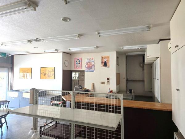 commercial 静内吉野町