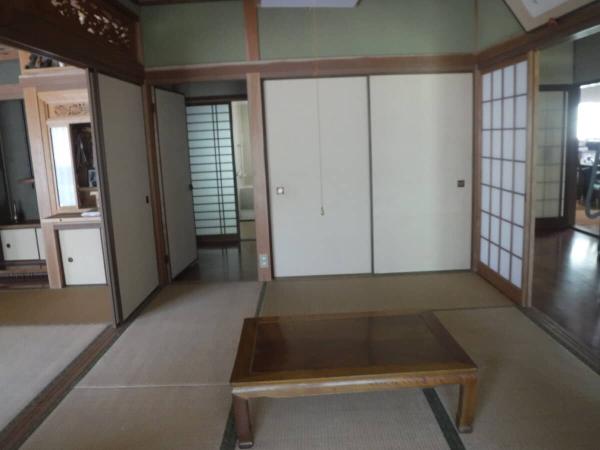 detached 三次市甲奴町本郷
マップを見る