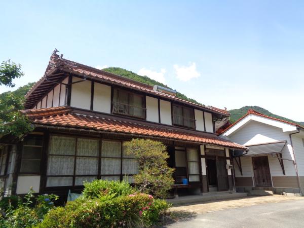 Cheap house in Hiroshima Ken, Japan.