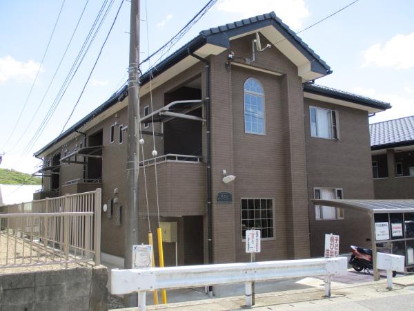 apartment 墨名（潮見台ガーデンコート１）