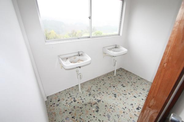 detached 湯山大字覚井