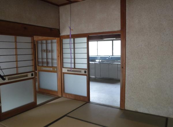 detached 邑南町伏谷