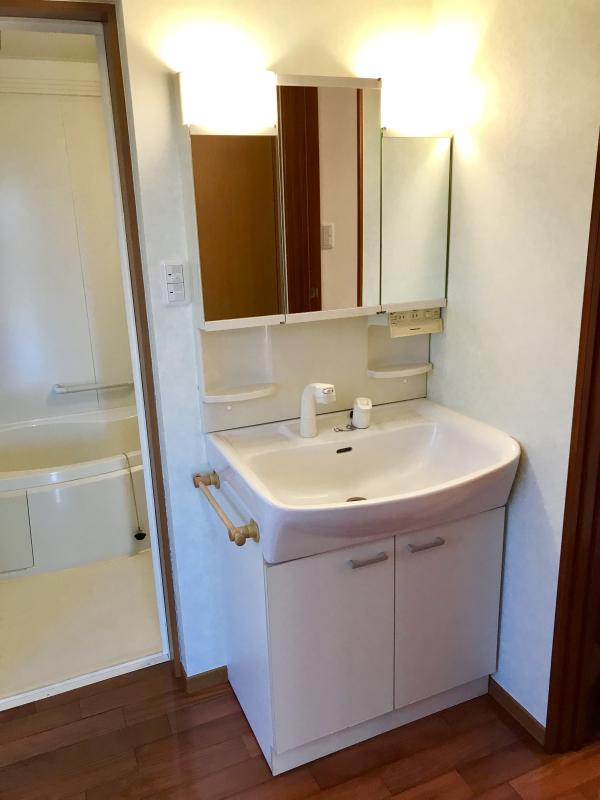 detached iqL{uuvwTTO ŊoXuuvPTO