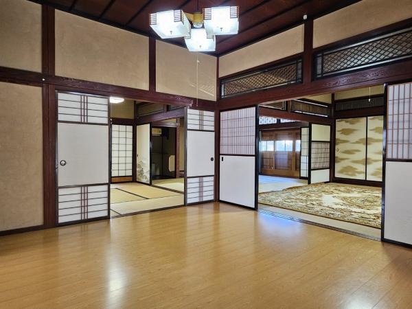 detached 篠座町