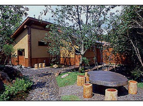 apartment 大字田野字西の小池