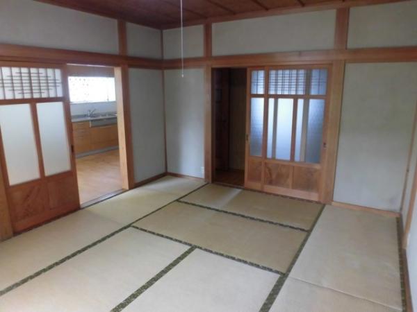 detached 〒389-0692　長野県埴科郡坂城町坂城10050