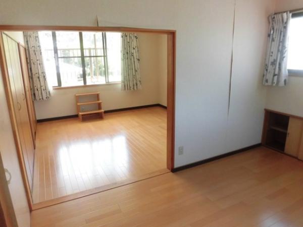 detached 〒389-0692　長野県埴科郡坂城町坂城10050