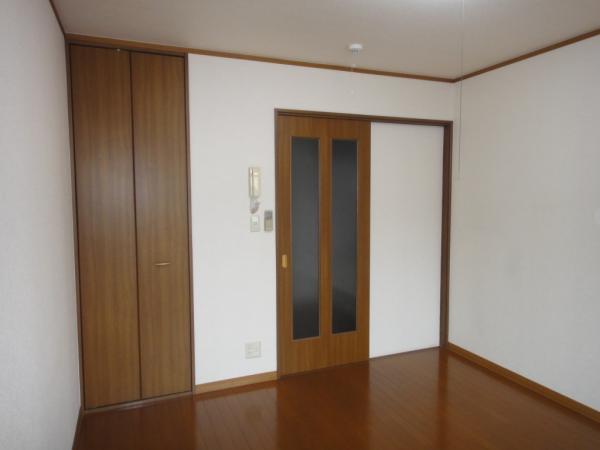 apartment 大和町