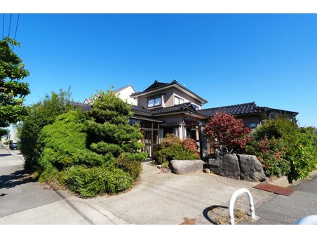 detached 石川県金沢市黒田１