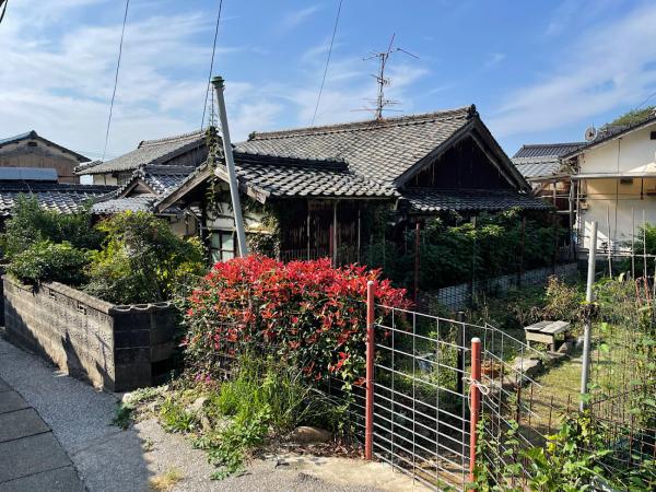 detached 大字地家室