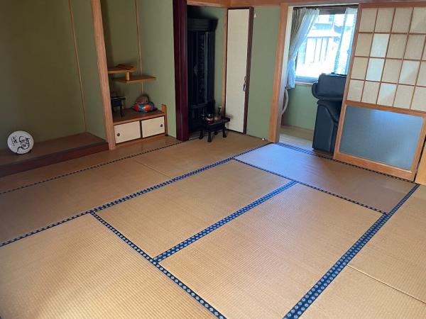 detached 大字小松開作