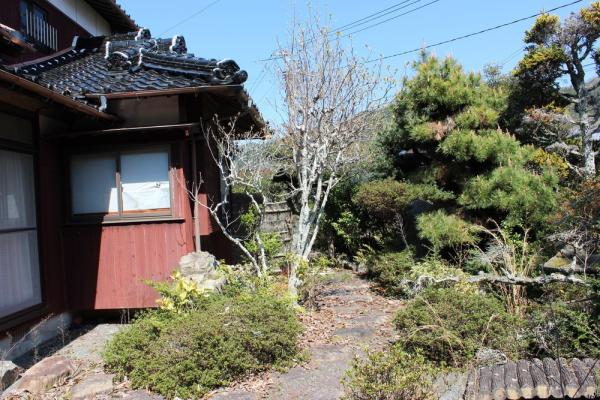 detached 大字中山