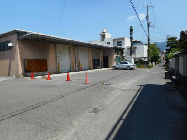 commercial 八幡町