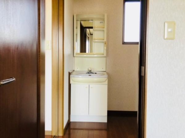 detached 郡字中峯