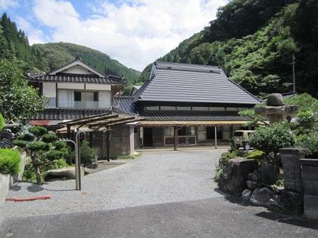 detached 岡山県苫田郡鏡野町楠 - 周辺情報を調べる