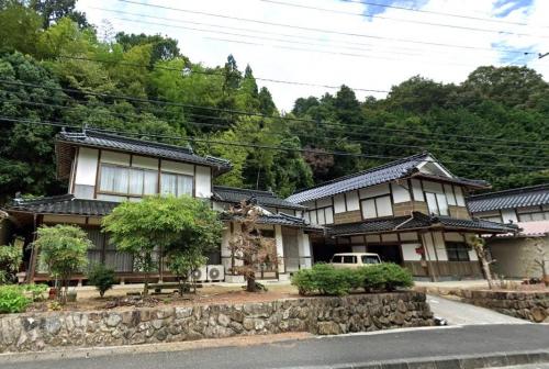 detached 岡山県新見市哲多町本郷 周辺情報を調べる