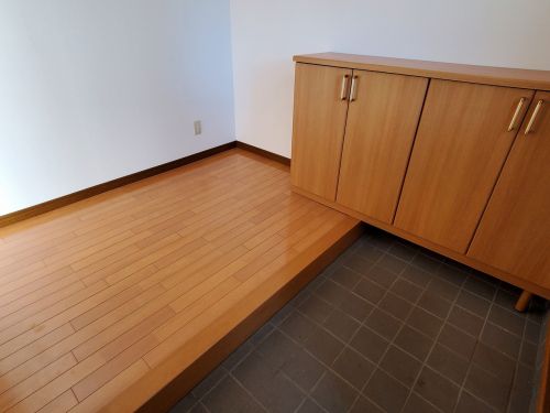 detached 薄根町