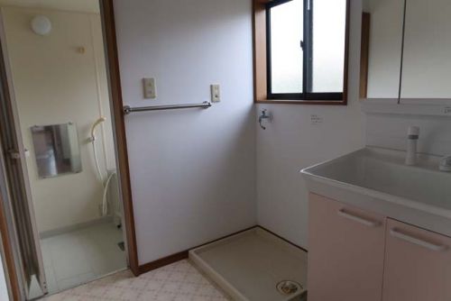 detached 白岩町