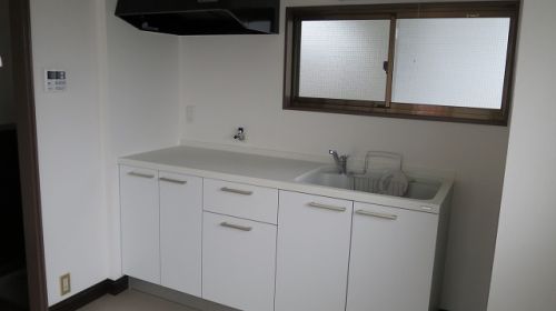 apartment 上原町