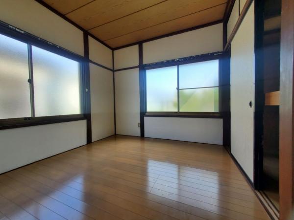 apartment 上原町