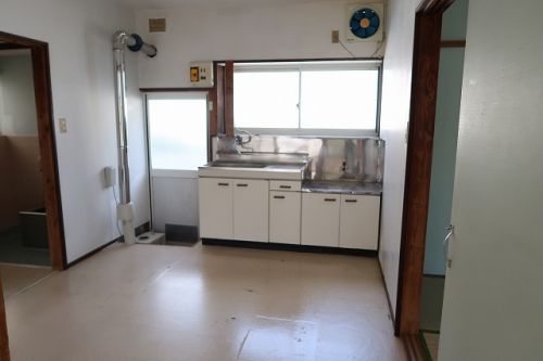 detached 戸鹿野町