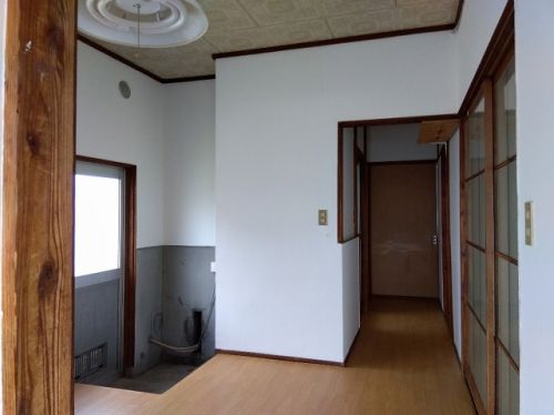 detached 栄町
