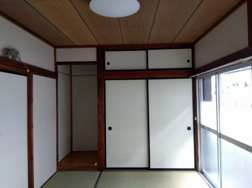 detached 栄町