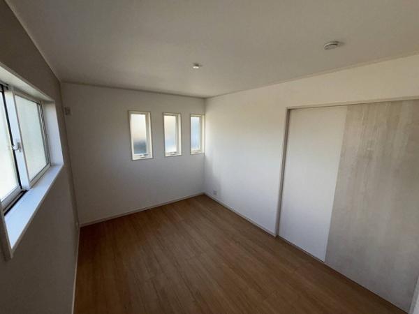 detached 戸鹿野町