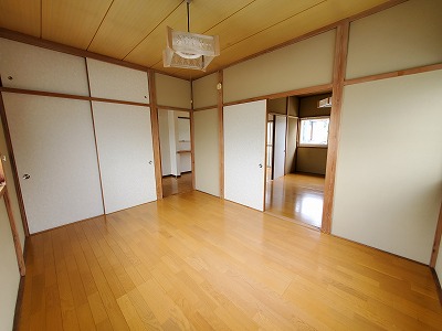 apartment 下牧