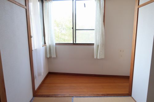 apartment 上原町