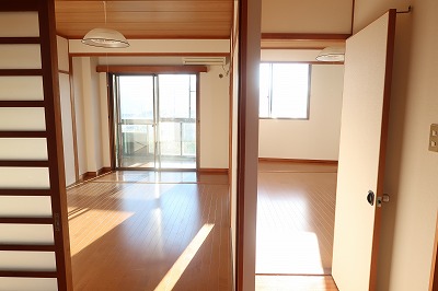 apartment 上原町