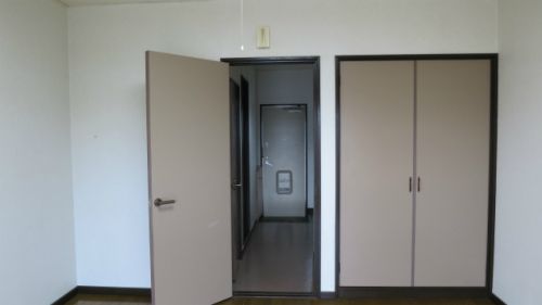 apartment 横塚町